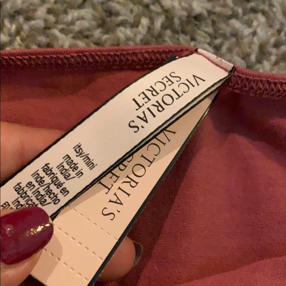 ❌VS itsy mini cute undie❌ - Picture 3 of 3